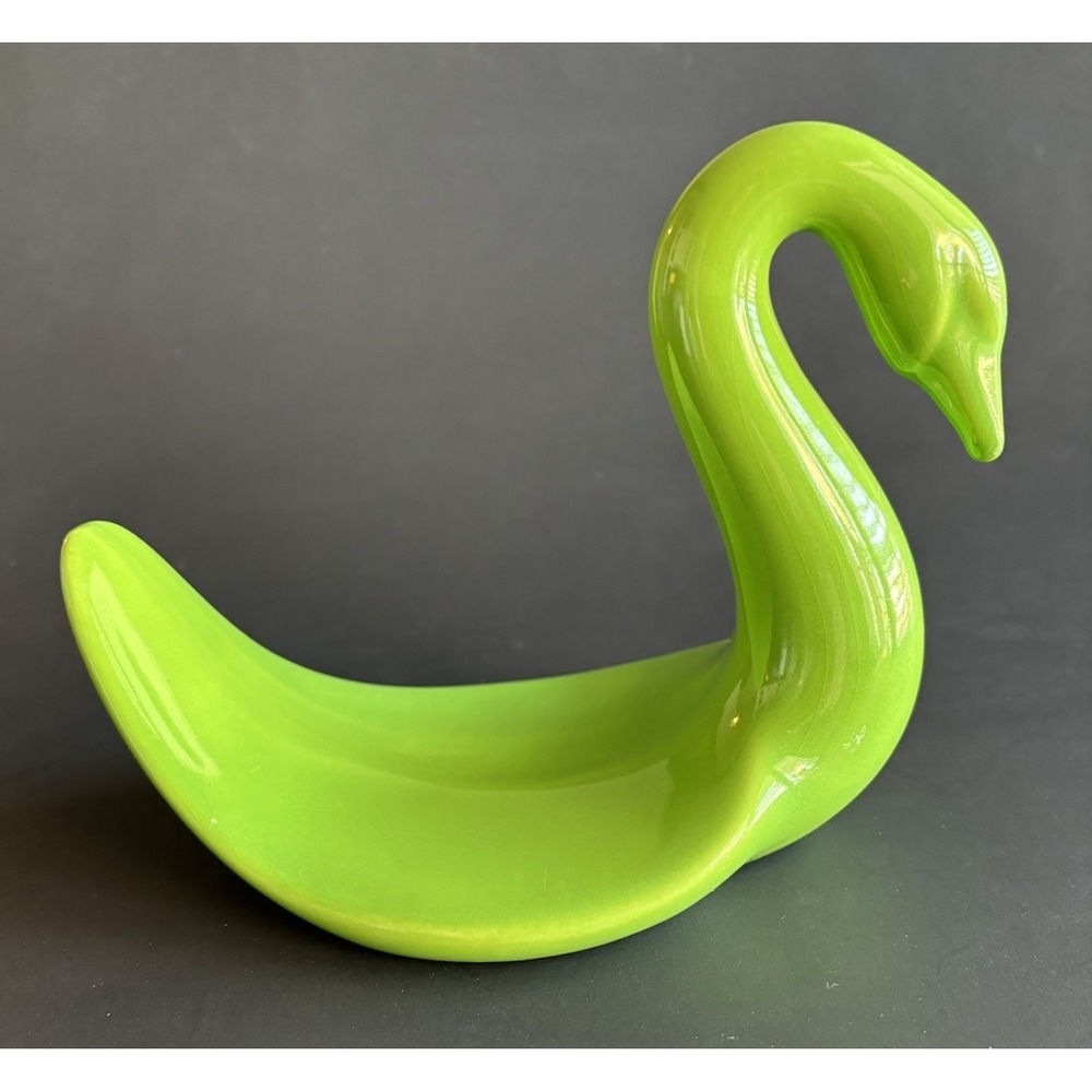 Vohann of California Ceramic Lime Green Swan Dish Hand Towel Holder Capistrano